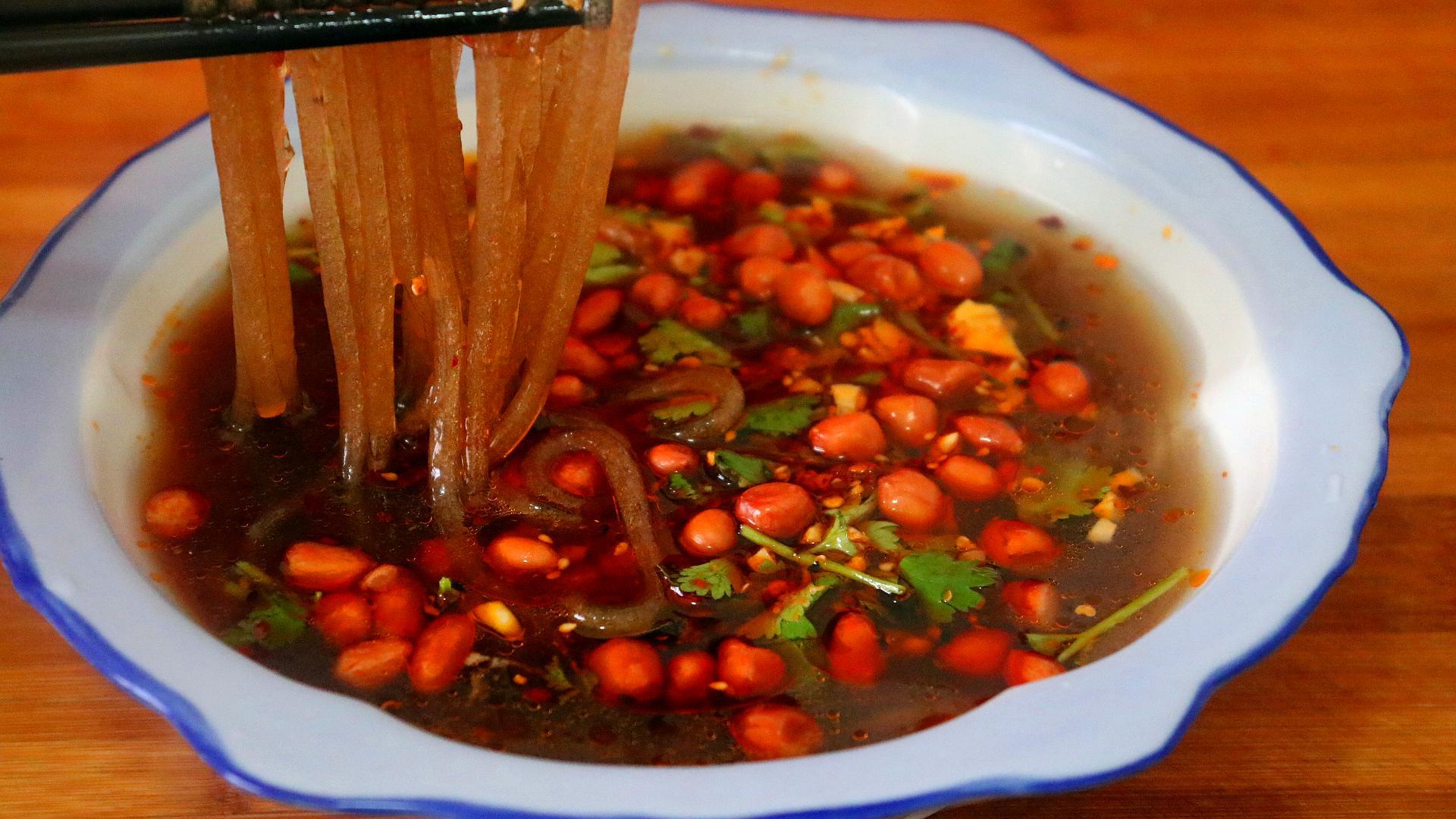 重庆酸辣粉的做法和配方视频,酸辣粉的做法正宗重庆酸辣粉配方