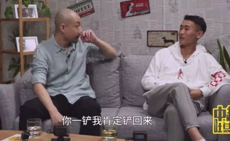 韦世豪到底做了什么被骂,韦世豪为什么去踢球