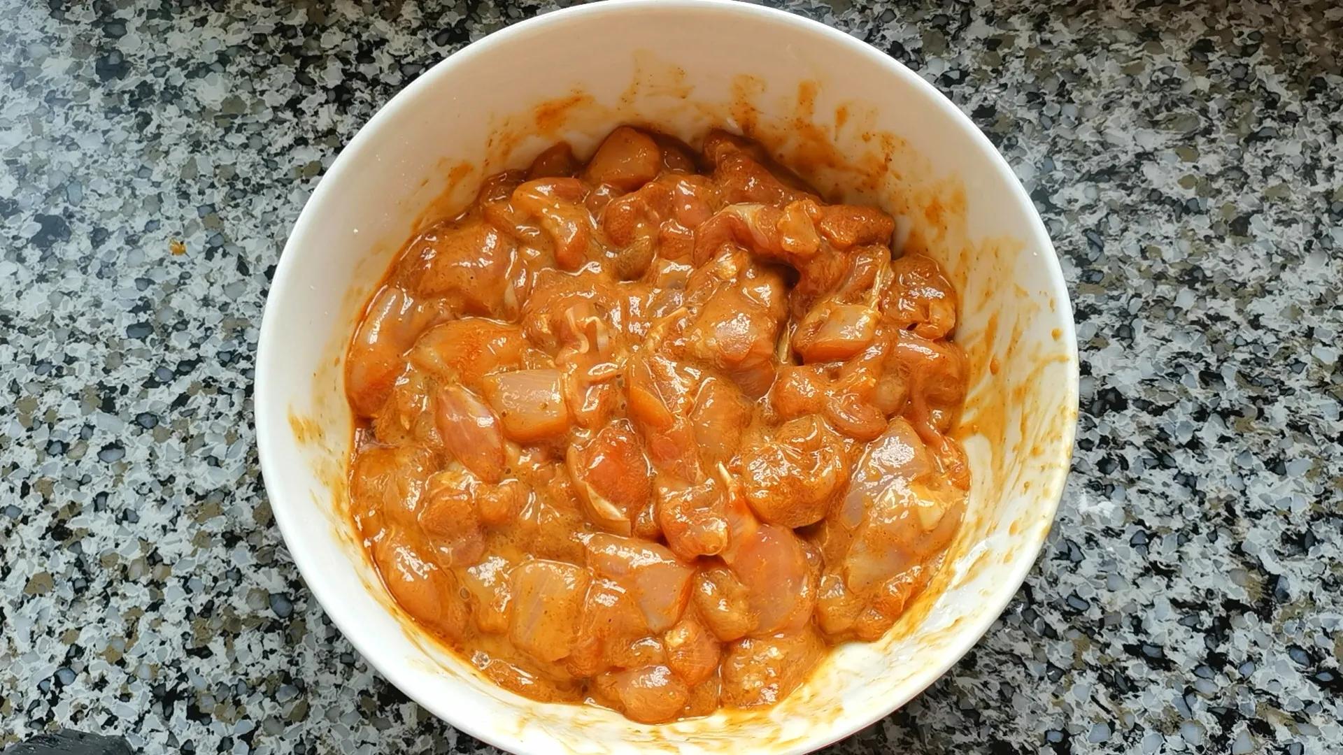 不用炭火不用烤箱也能做烧烤,家庭版木炭烤羊排烤箱做法