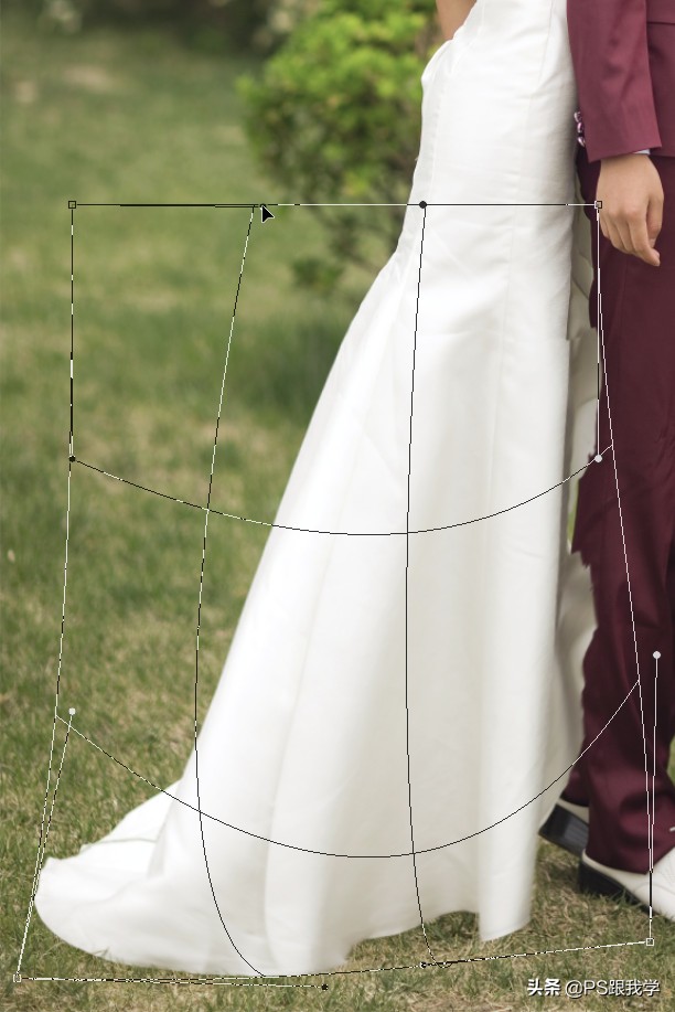 ps怎么把衣服的裙摆变飘逸,ps怎么修飘逸的裙摆