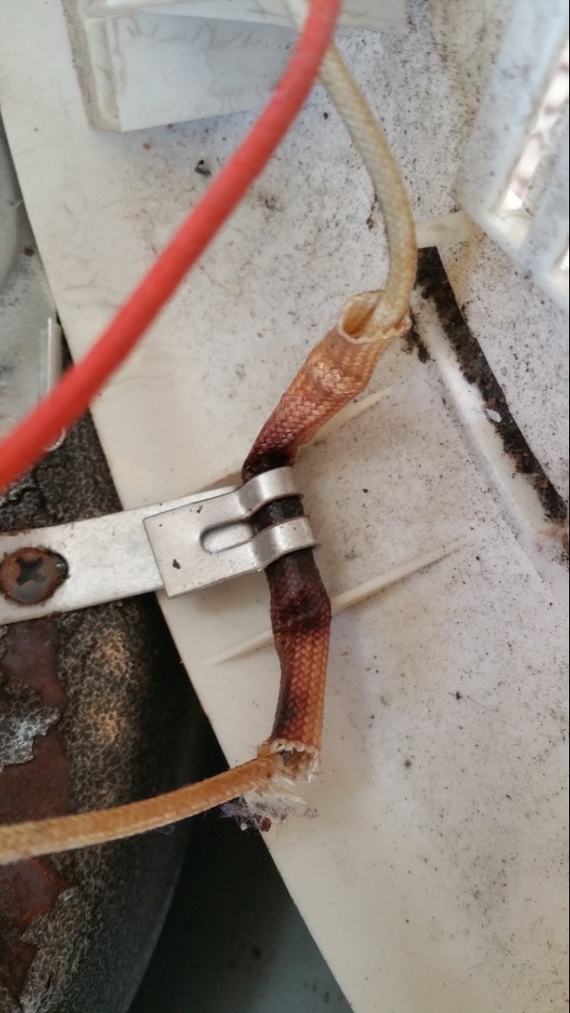 电饭煲不能加热维修,美的电饭煲不加热怎么回事