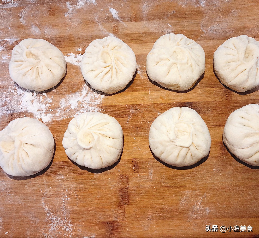 正宗酱肉包子的做法,酱肉包子的做法最正宗的做法