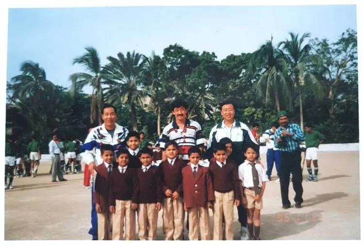 深切缅怀老宗师,缅怀足球教练