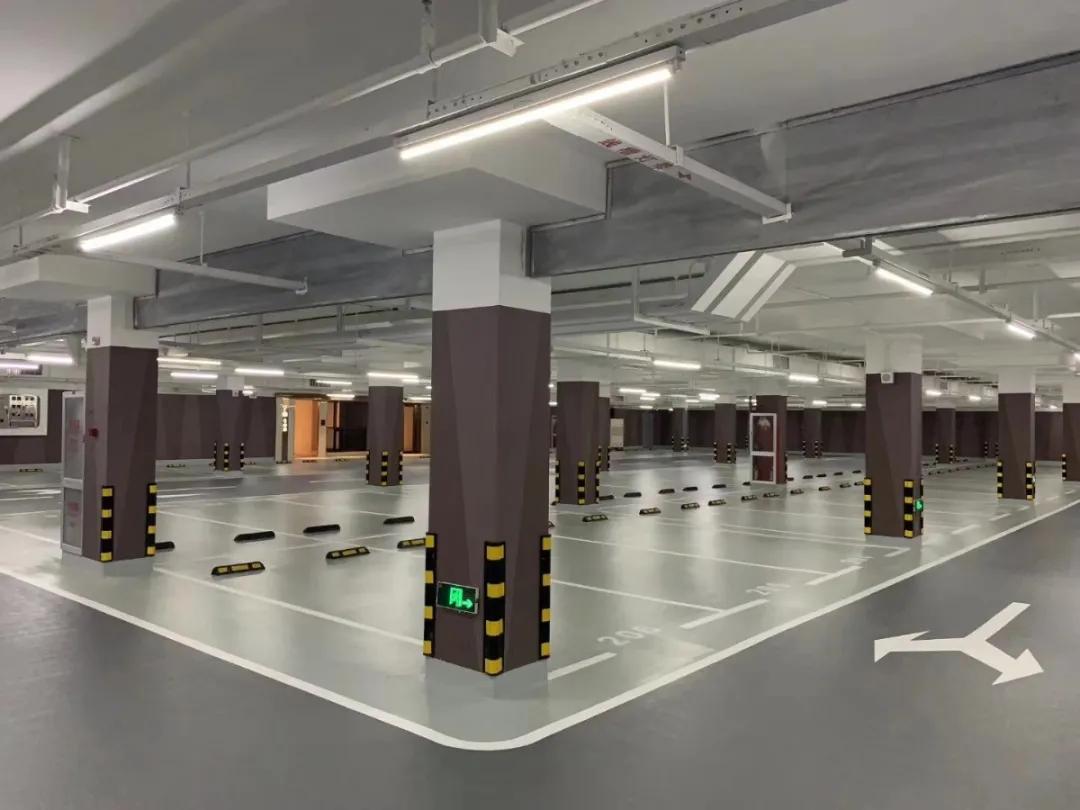 帝特镁环氧地坪特点,康迪尔环氧彩砂地坪效果图