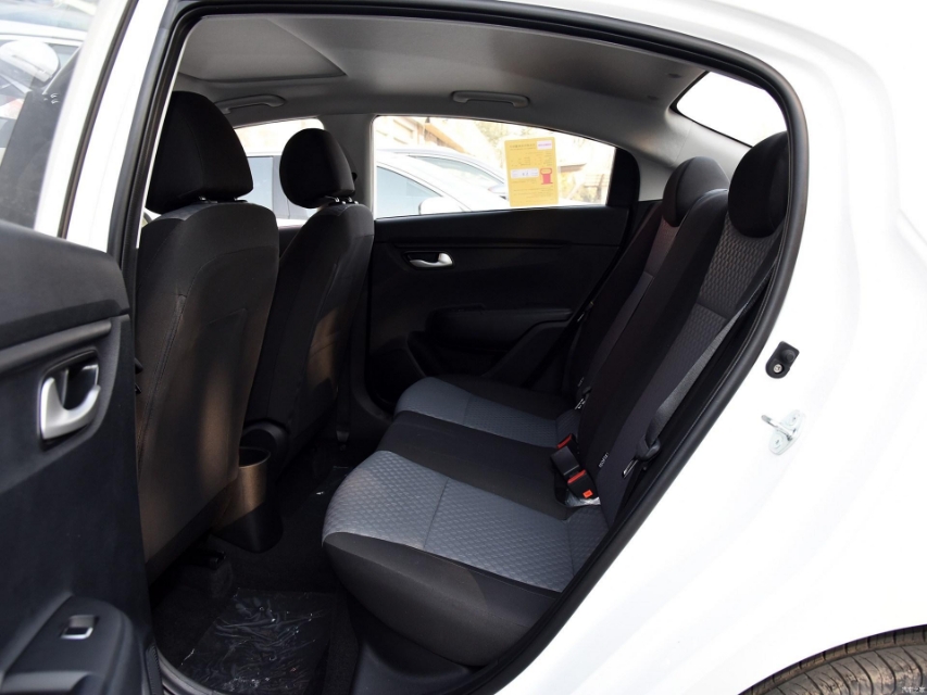 起亚k2建议买吗值得买吗,起亚k2开了17万公里值得买吗