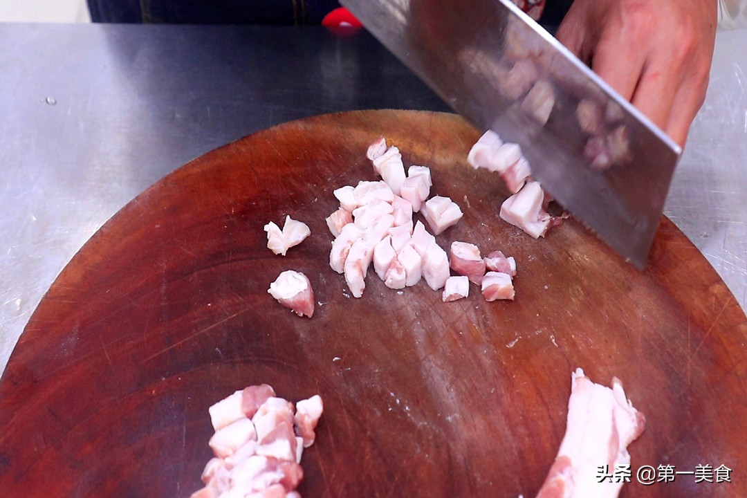 做鱼去腥的方法放酒还是醋,给鱼去腥技巧