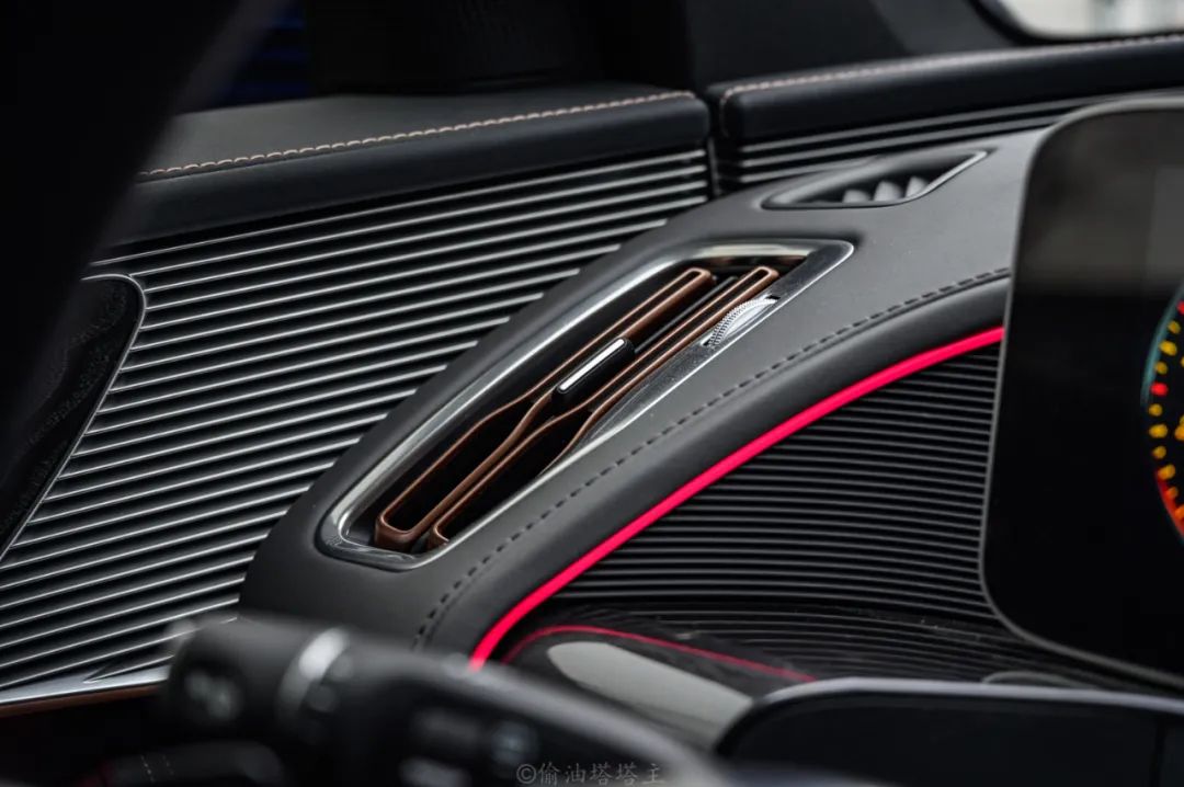 奔驰eqc400好还是350好,奔驰eqc400实际续航是多少