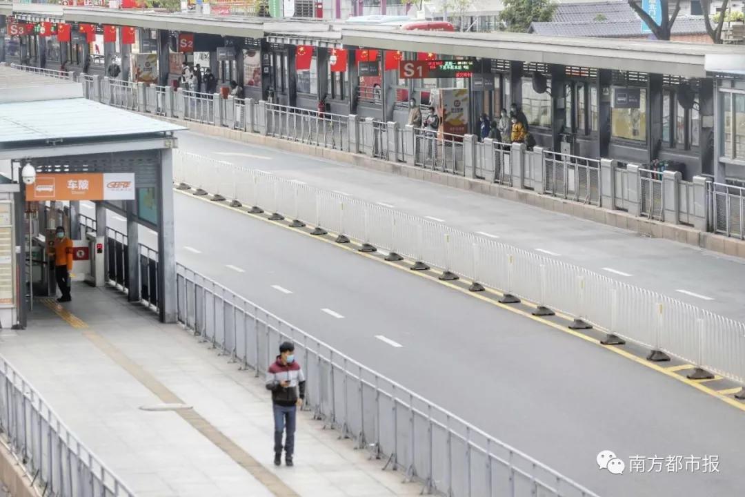 深圳复工第一天地铁站图,复工第一天的地铁