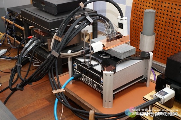 用buy两种方法造句,用buy造句有三单形式