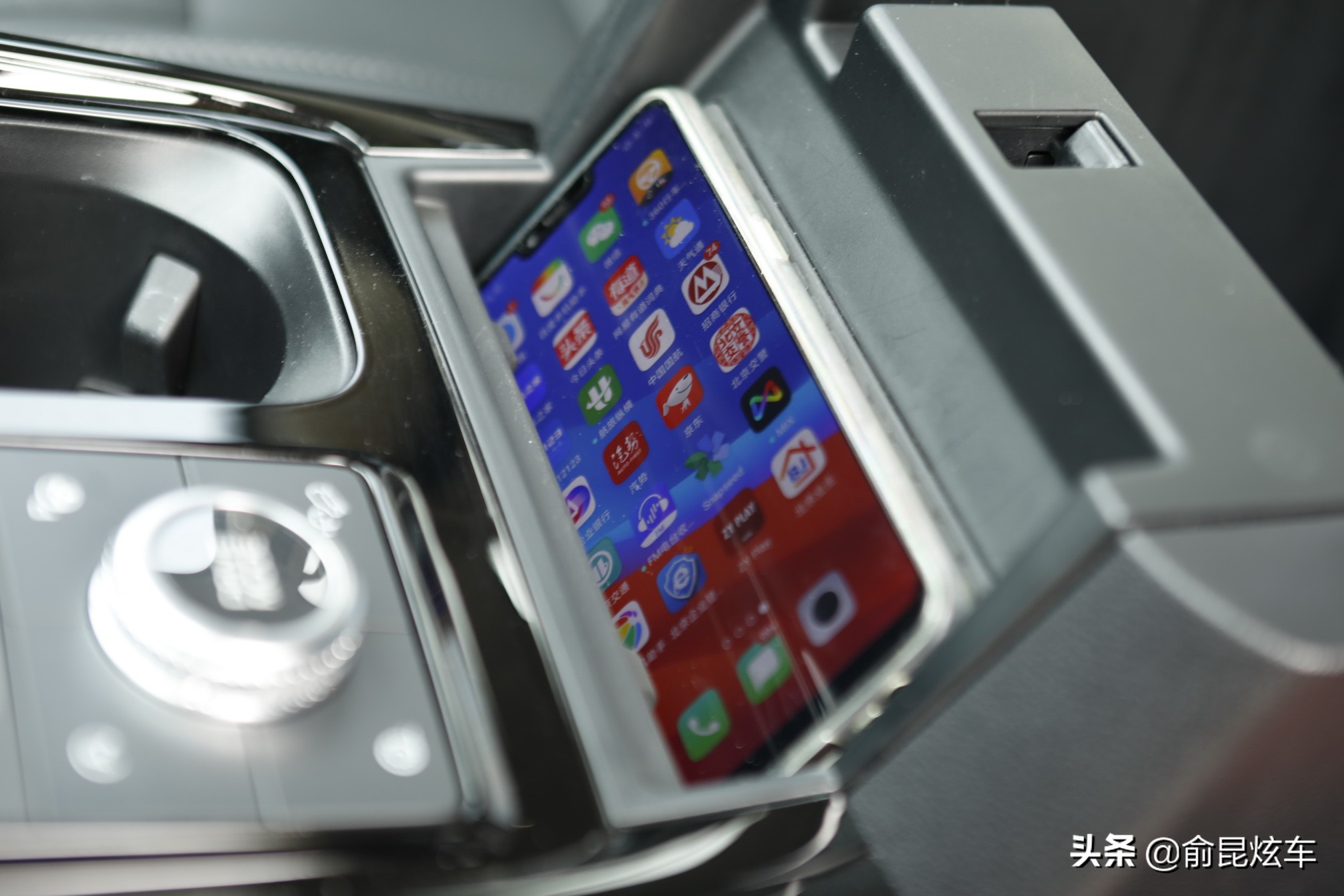 全新大七座suv福特探险者,帅气十足的性能轿跑suv