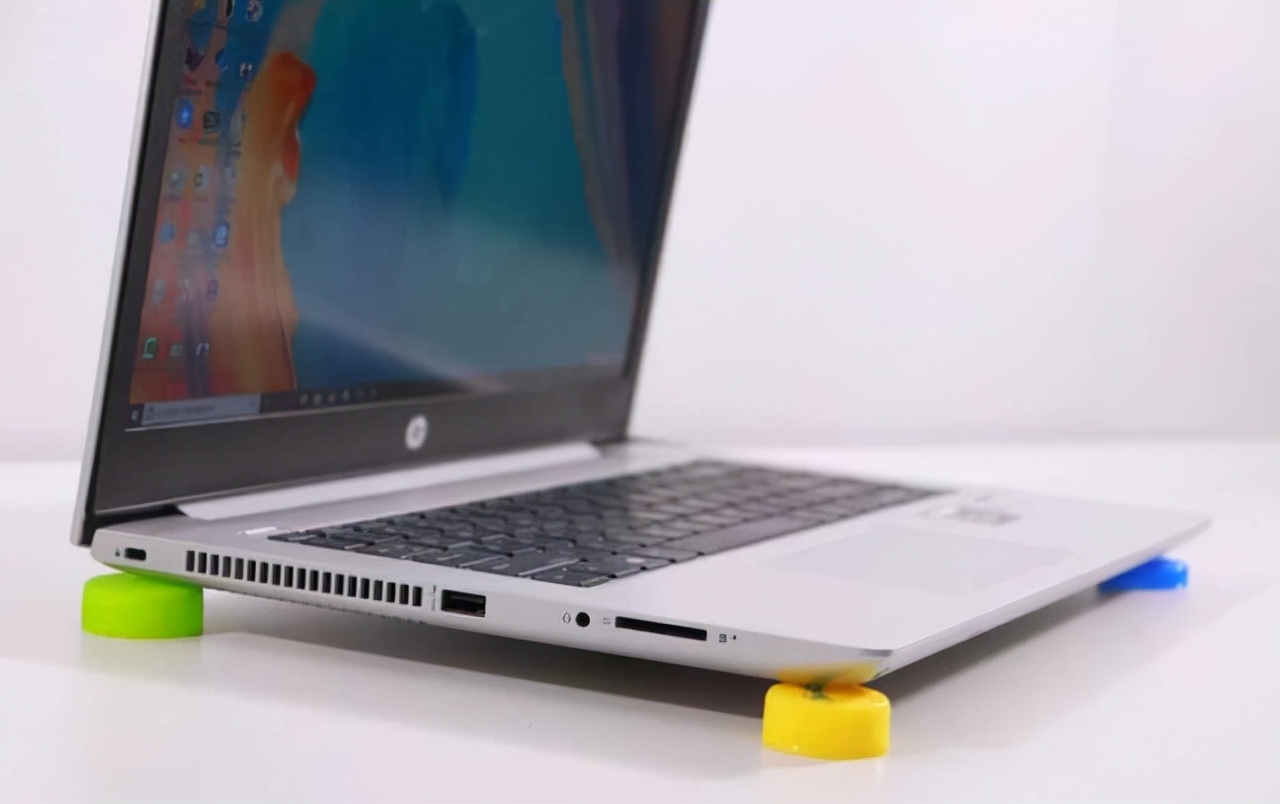 笔记本怎么有效散热降温,用风扇给笔记本降温有用吗