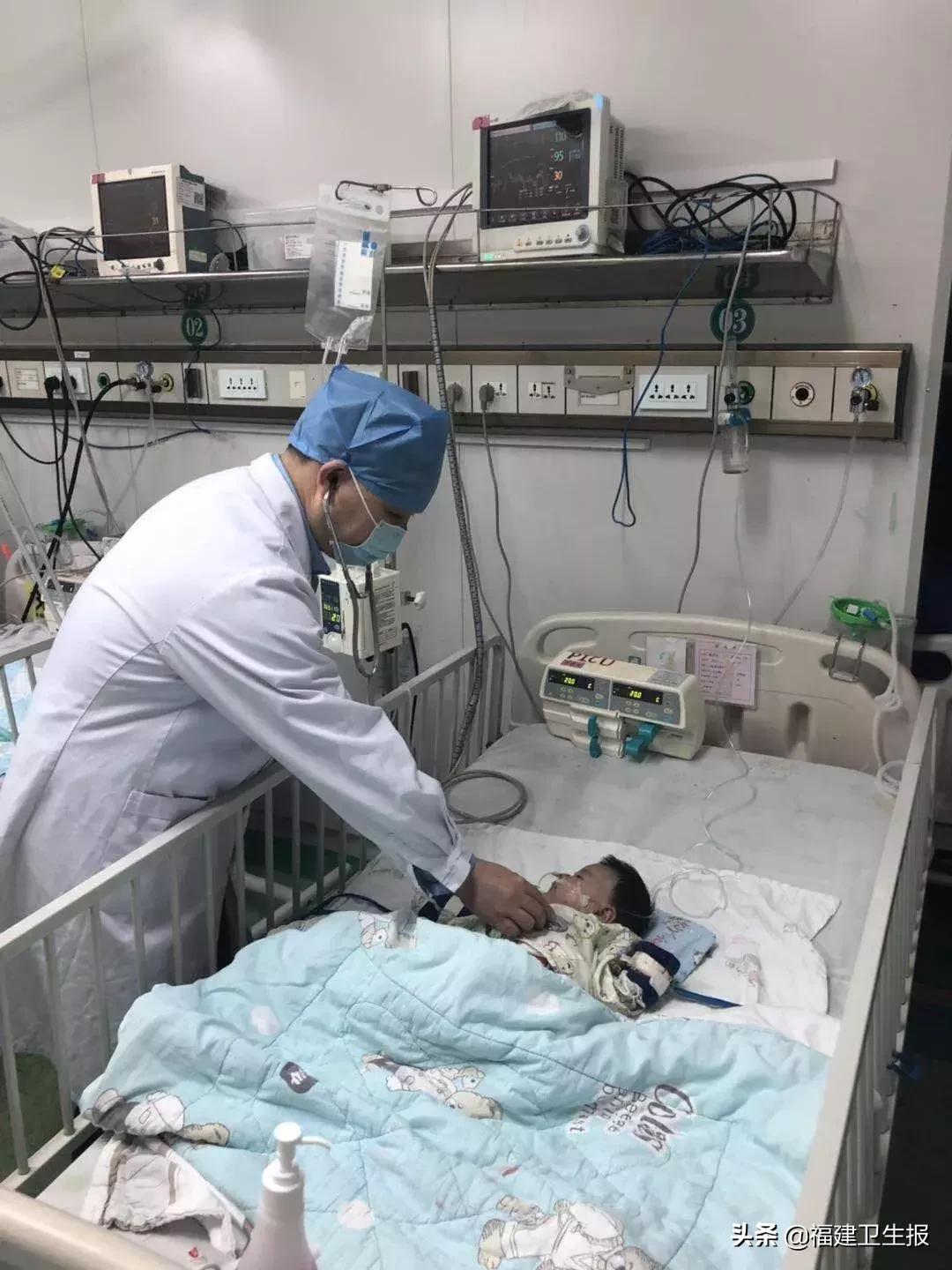 福建一2个月大*儿命婴**悬一线,只因父母疏忽了这件事!孕期一定要注意这些事