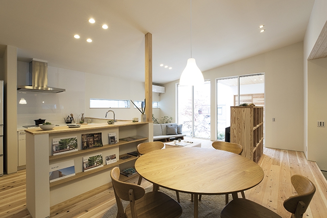 最美露台阳光房花园,灯光下的露台花园温馨又治愈