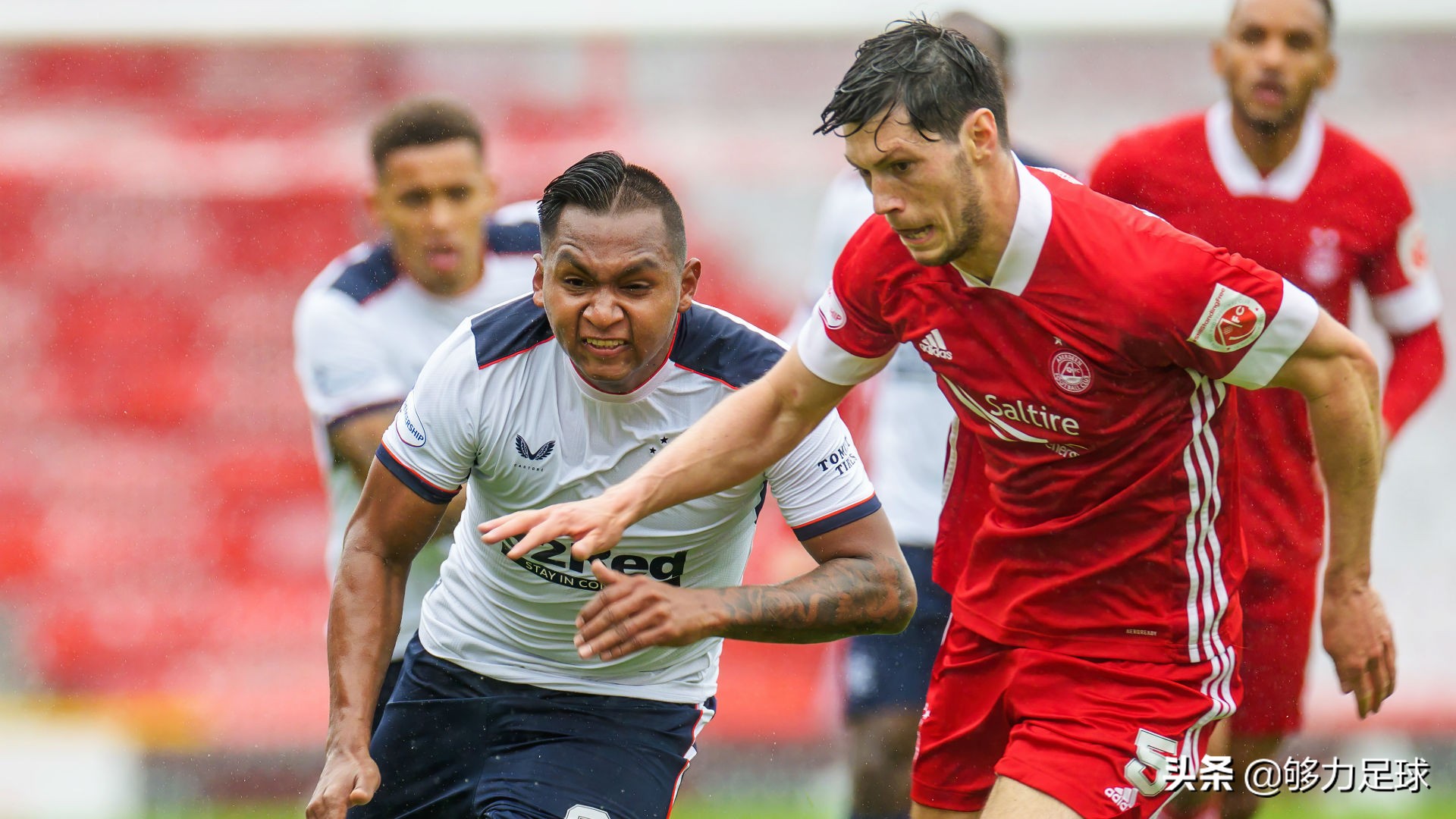 球员接连无视防疫规则，苏超赛季刚开始已蒙上阴影