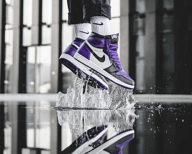 nike白袜受欢迎,nike蓝灰白和黑橙哪个受欢迎