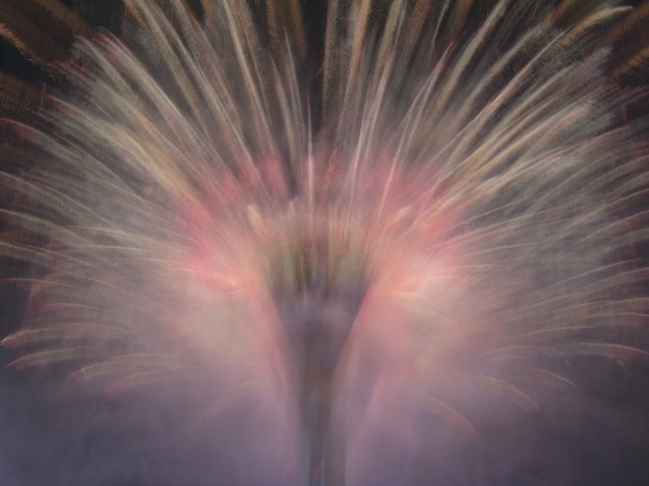 九条“不见得”，手机也能拍大片