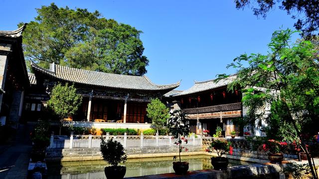 云南建水古城一座依然活着的古城,云南建水古城景点介绍