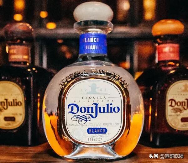 龙舌兰是如何酿制成龙舌兰酒的,正宗龙舌兰酒喝法视频