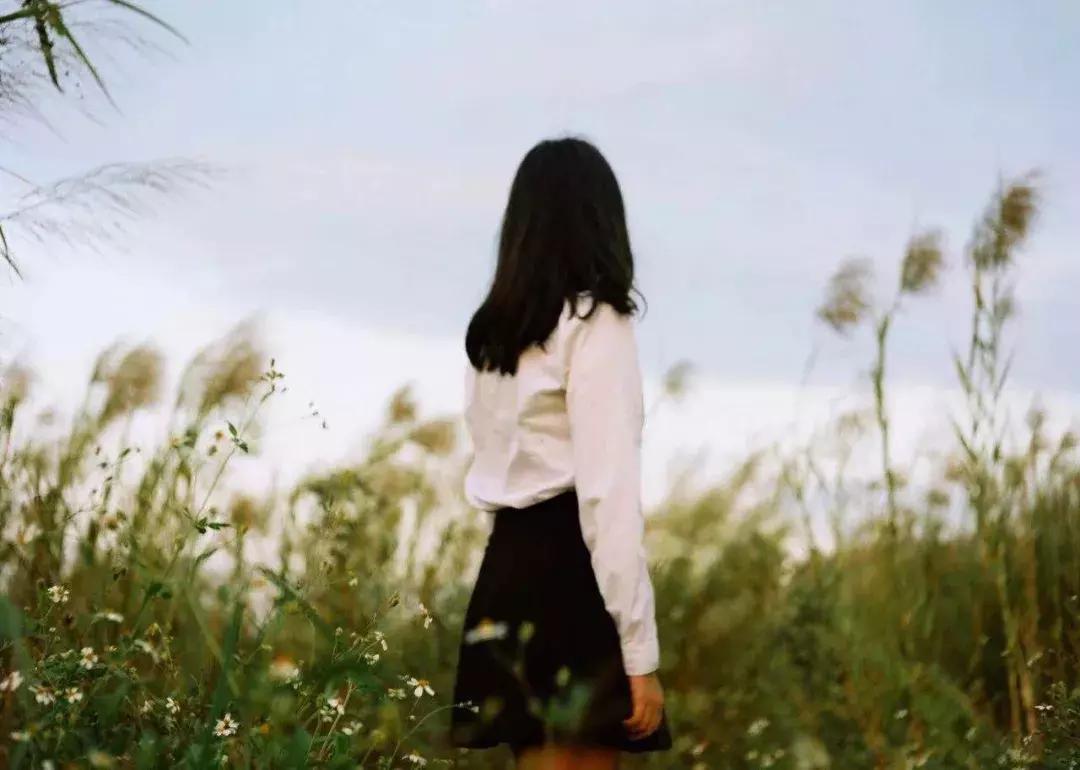 分手后少看垃圾爱情观,分手后需要扔掉垃圾