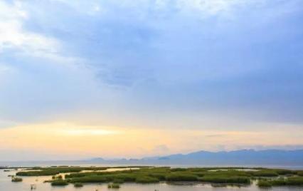 适合发表心情的句子图片,适合发心情的句子简短精致