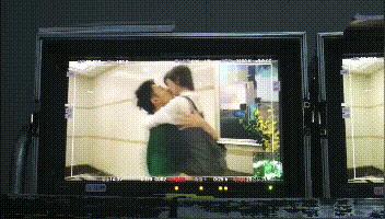 吻戏不好拍！有剧亲了42秒被嘲像啃猪蹄，不如《隐秘》一个强吻