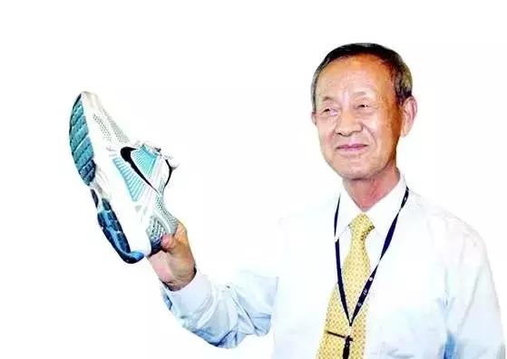 宝成、丰泰鞋业双雄拼的是二代，鞋王蔡其瑞比郭台铭行业地位显赫