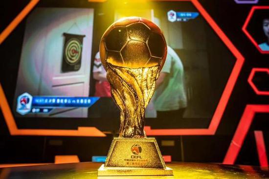 尤文图斯重新签约博格巴,实况足球2019转会尤文图斯