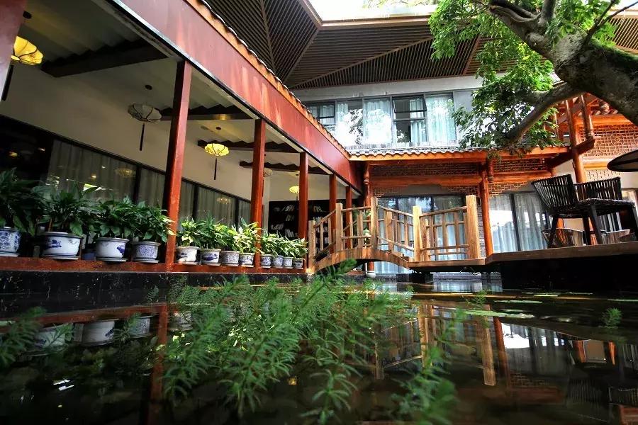 峨眉山下民宿推荐网红,峨眉山下避暑的民宿