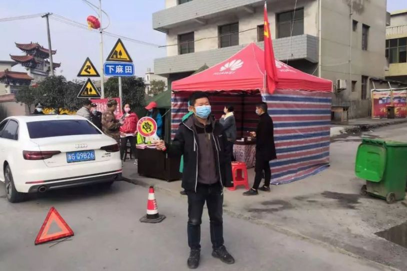 爸爸抱抱我原视频,爸爸抱抱我前奏