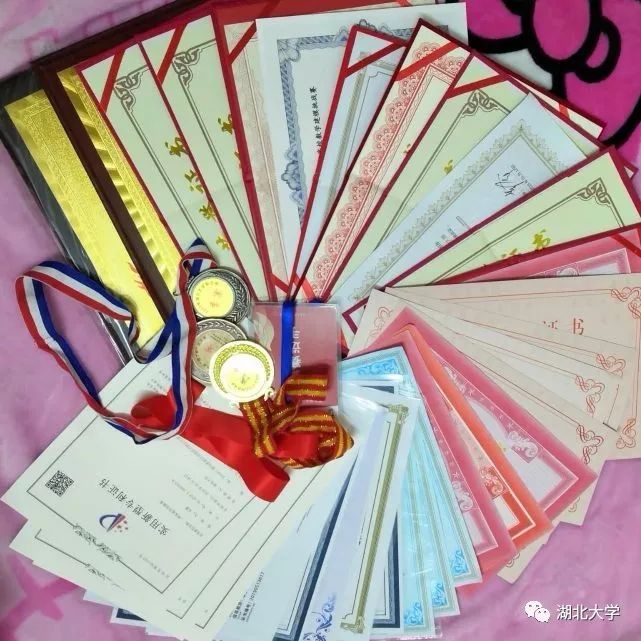 南京高校女孩拿到9个offer,湖北大学女孩