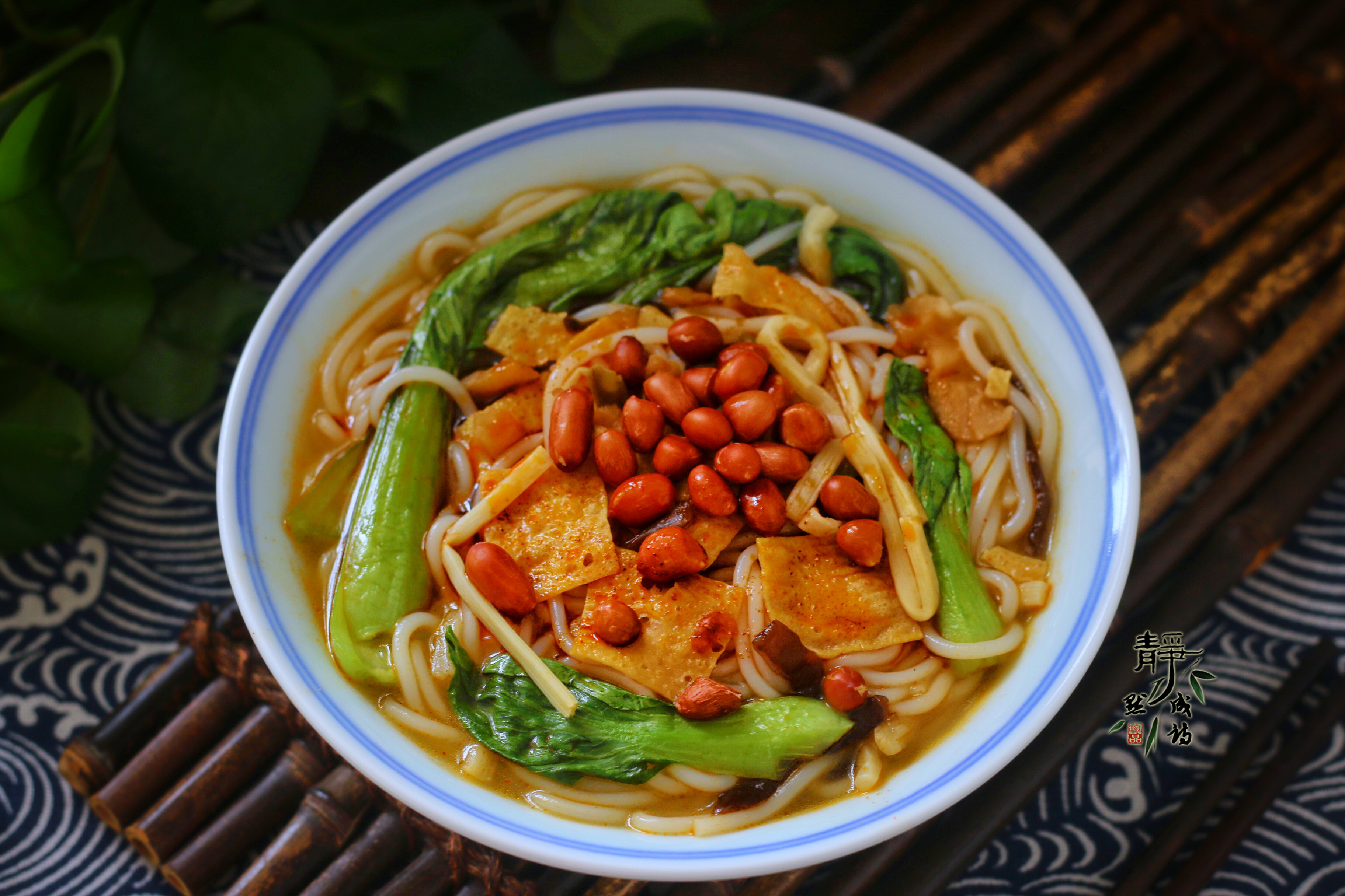 怎么煮出来的螺蛳粉更好吃,吃了过期6个月的螺蛳粉