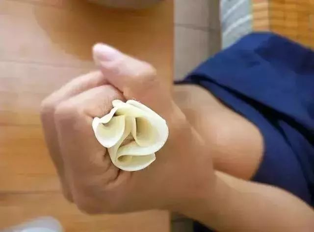 馄饨怎么包一秒一个,馄饨怎么包100种方法