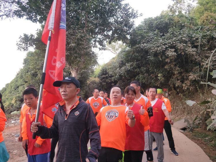 魅力深马，微马同行！六约微马助力深圳国际马拉松