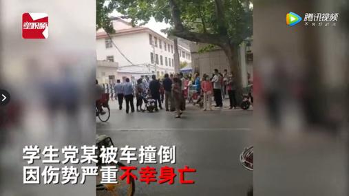 大人和孩子一起玩蹦床有多危险,蹦床的危险性有多可怕