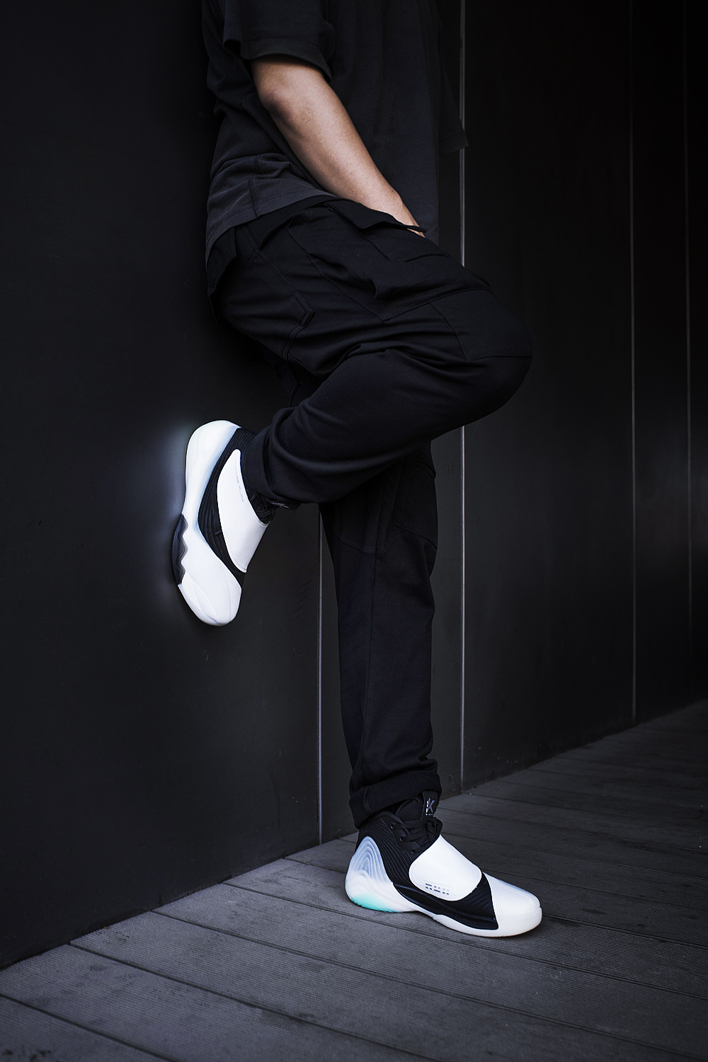 kt6飞白多少钱,安踏汤普森kt6有哪些特性