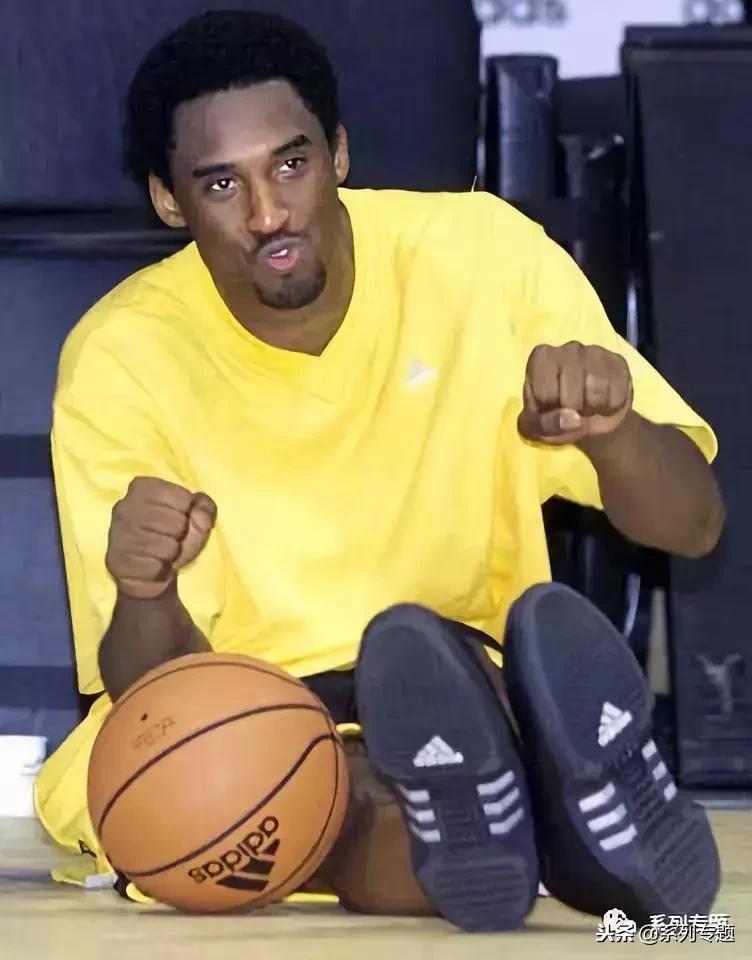 科比历届全明星战靴,科比战靴最高评价是哪一代