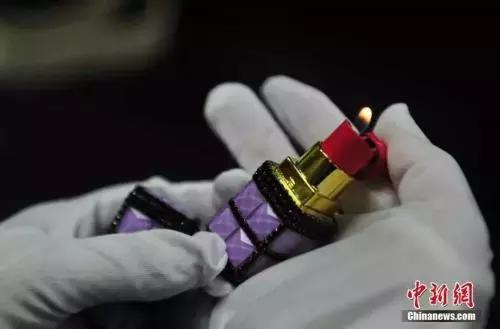 女子机场安检被查,机场被海关移交缉私