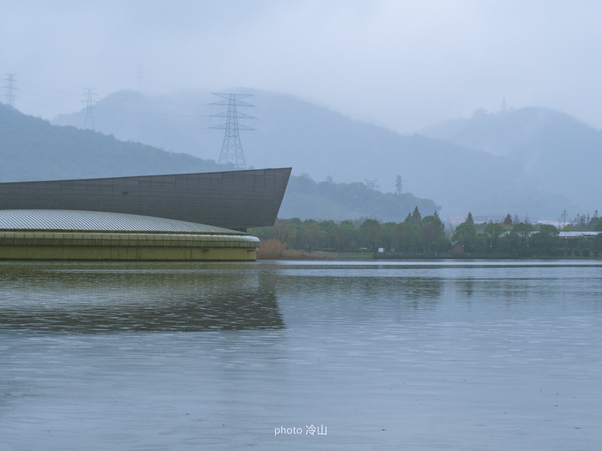 钱塘湖春行杭州,春行江苏鼋头渚赏樱