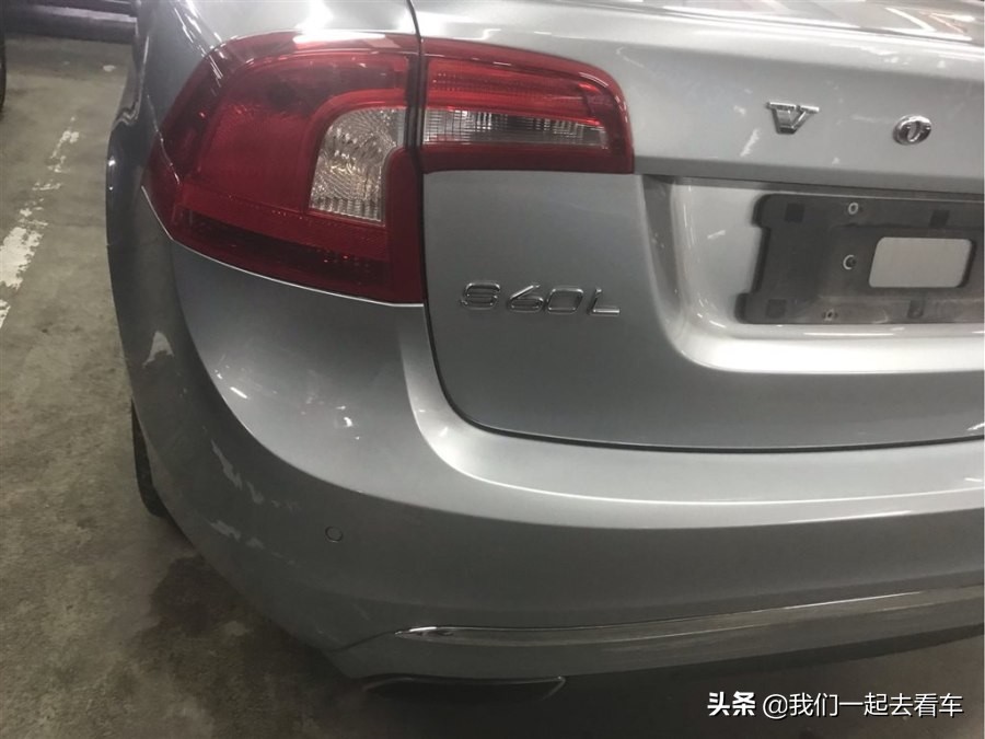 朋友花了21万买了这辆车,十万左右买沃尔沃s60二手车价格