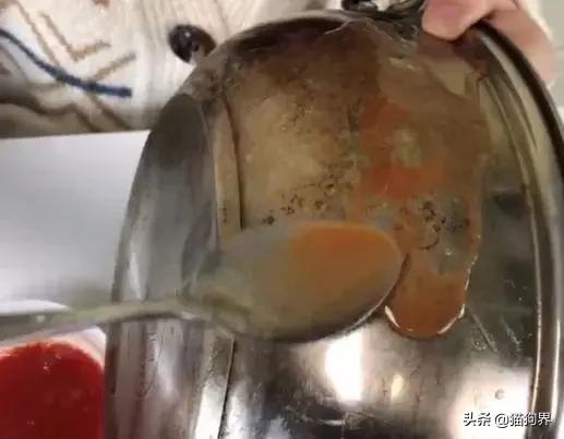 不锈钢锅生锈了怎么去除,不锈钢锅烧焦生锈了能补救吗