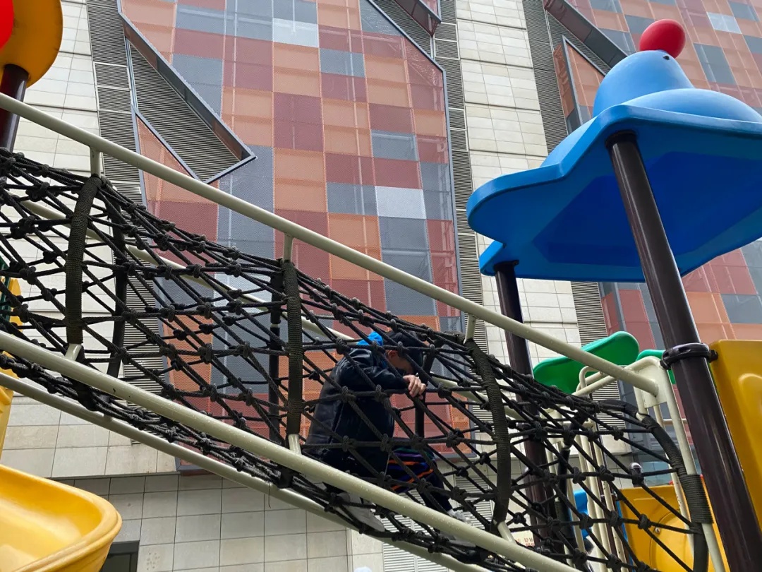 鍥涘勾鍚庡ス閲嶆柊褰掓潵鍏ㄦ枃鍏嶈垂闃呰,鍥涘勾鍚庡ス鎼哄瓙鑰屽綊