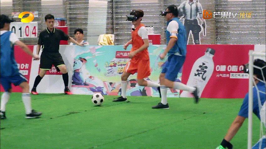 元气满满的哥哥杨洋魔性动作,元气满满的哥哥杨洋跑步接力