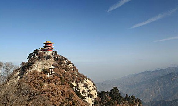 旅游秦岭风景区攻略图,秦岭南五台日出云海仙气飘飘