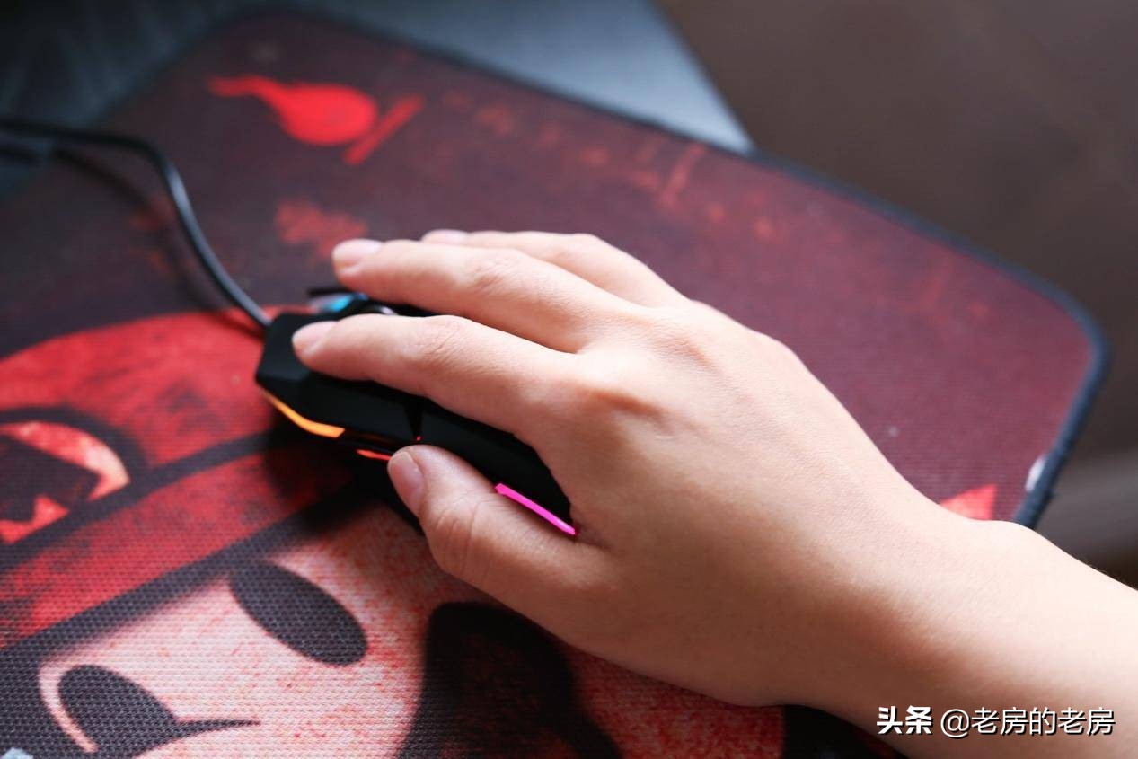 达尔优牧马人五代鼠标,达尔优牧马人鼠标一般是几代的