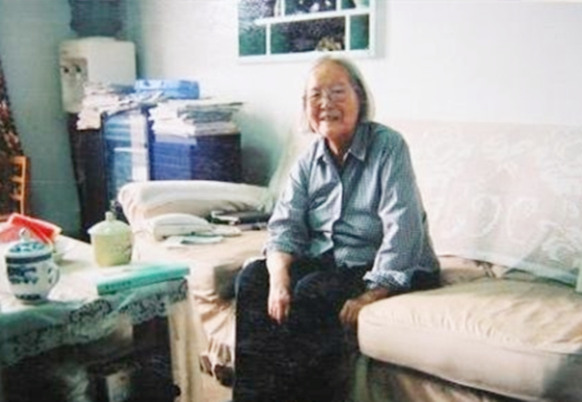 傅作义的女儿，曾为和平解放北平立下了大功，建国后结局怎样