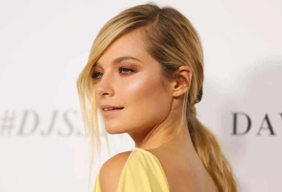 女模特去世时23斤,女模特去世身体只有23斤