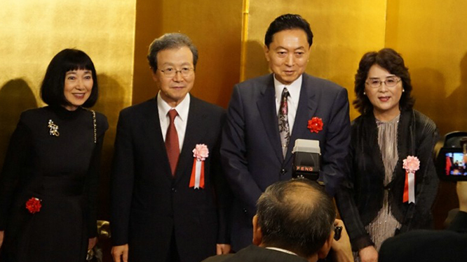 鸠山由纪夫日本最有良知的首相,日本批评鸠山由纪夫