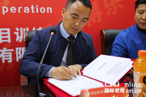 百事可乐哈尔滨业务,百事与可乐的合作