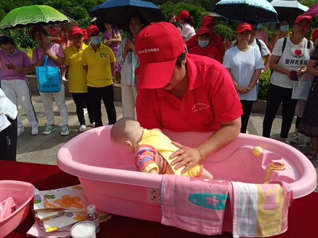 兰州市举办家庭服务“最美月嫂”职业技能大赛