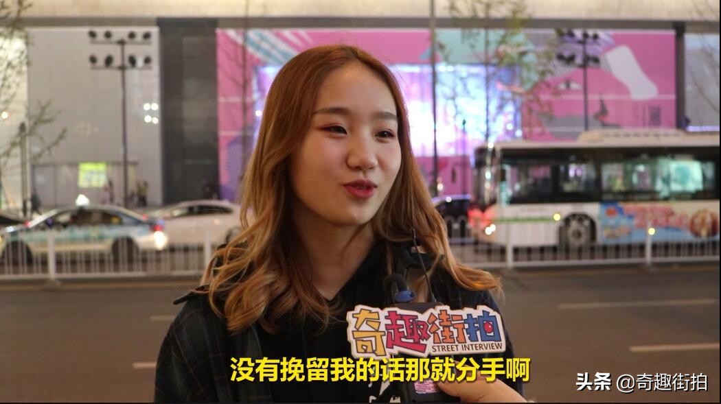 男朋友把吵架的事跟女闺蜜说,男朋友把吵架的事情和他朋友说